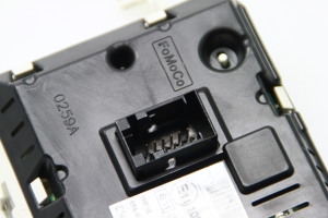 Ford Focus (2011–2018) Ekraan AM5T18B950BD - 3