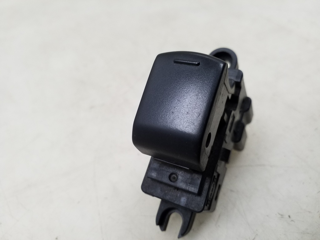 NISSAN Qashqai 1 generation (2007-2014) Кнопка стеклоподъемника задней правой двери 25411JD000 24931704