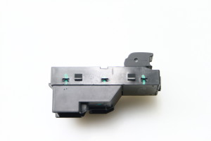 Opel Astra J (2009–2017) Rear side door window switch 13301886 - 3