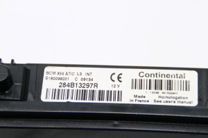 RENAULT Scenic (2009–2015) UCH plokk 284B13297R - 5