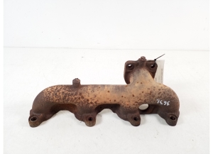   Exhaust manifold 