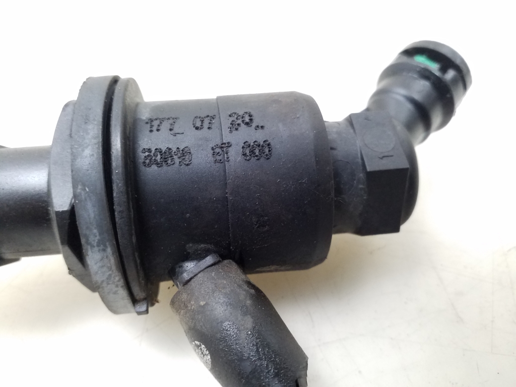 Used NISSAN Qashqai Clutch cylinder working 30610ET000