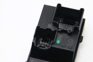 Opel Astra J (2009–2017) Rear side door window switch 13301886 - 3