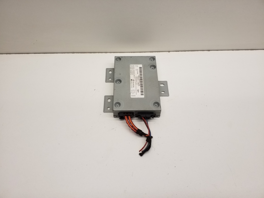 Mercedes Benz E-Class W212 (2009–2015) Multimedia control module A2049009301 Mercedes Benz E-Class W212 (2009–2015) Multimedia control module A2049009301