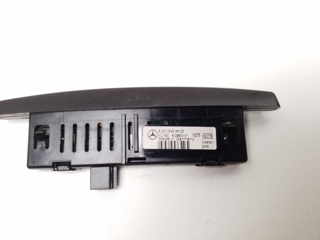 MERCEDES-BENZ E-Class W212/S212/C207/A207 (2009-2016) Display senzor de parcare PDC A0015424623 21863079