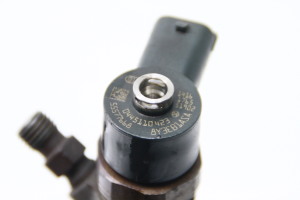 Opel Insignia (2008–2017) Injecteur de carburant 55577668 - 5