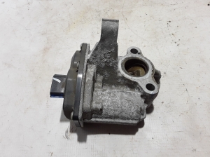  EGR valve 