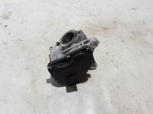  EGR valve 