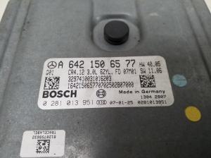 Mercedes Benz R-Class 251 (2006–2017) Motorsteuergerät A6421506577 - 2