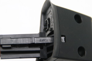 Ford Focus (2004–2011) Steering wheel switch 3M5T14K147AD - 3