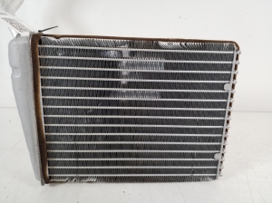  Interior shoulder radiator 