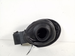  Fuel filler cap 