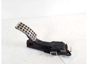 Mercedes Benz R-Class 251 (2006–2017) Accelerator pedal A1643000104 - 3
