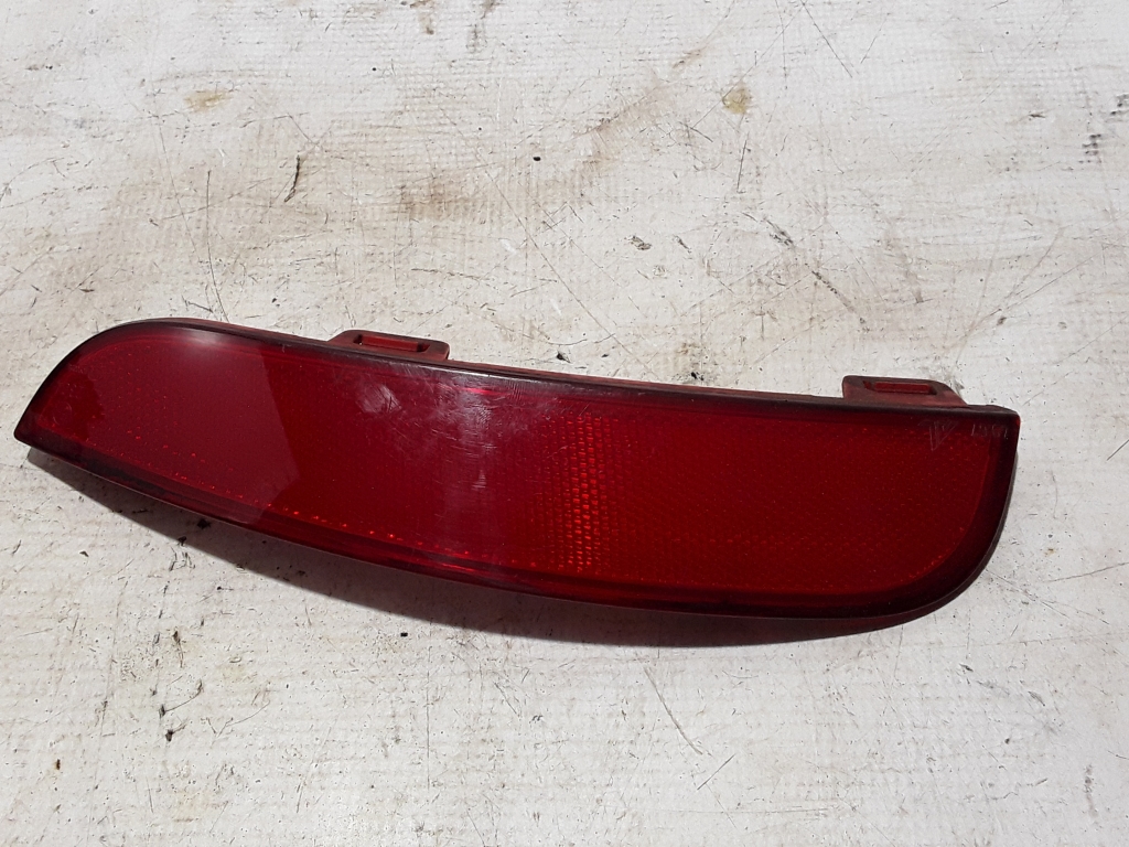 Used VOLVO V50 Rear bumper reflector 30763346