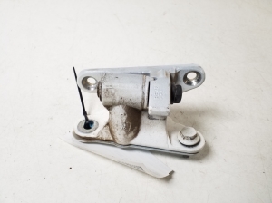 Mercedes Benz R-Class 251 (2006–2017) Front door lower hinge A2517201637 - 2