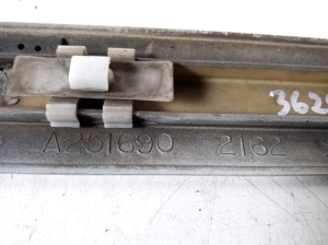 Mercedes Benz R-Class 251 (2006–2017) Front door molding A2516902162 - 3