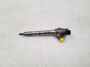  Fuel injector 