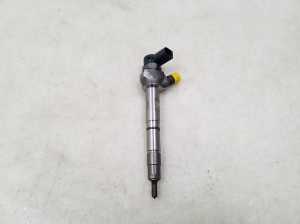  Fuel injector 