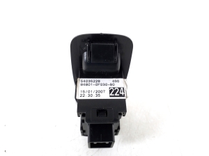 TOYOTA Corola Verso R1 (2004–2009) Rear side door window switch 84801-0F030 - 3