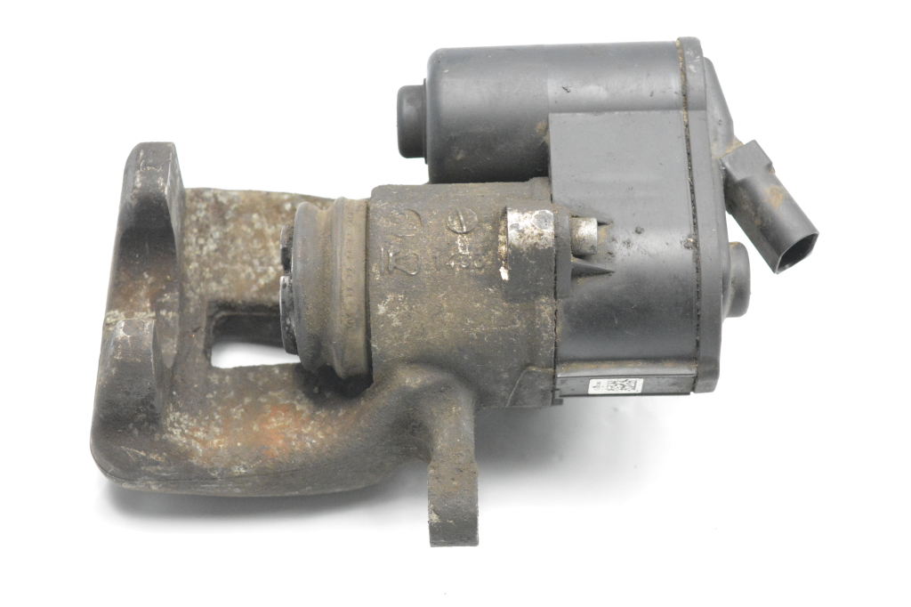 Used AUDI A6 Electric handbrake 32332267D