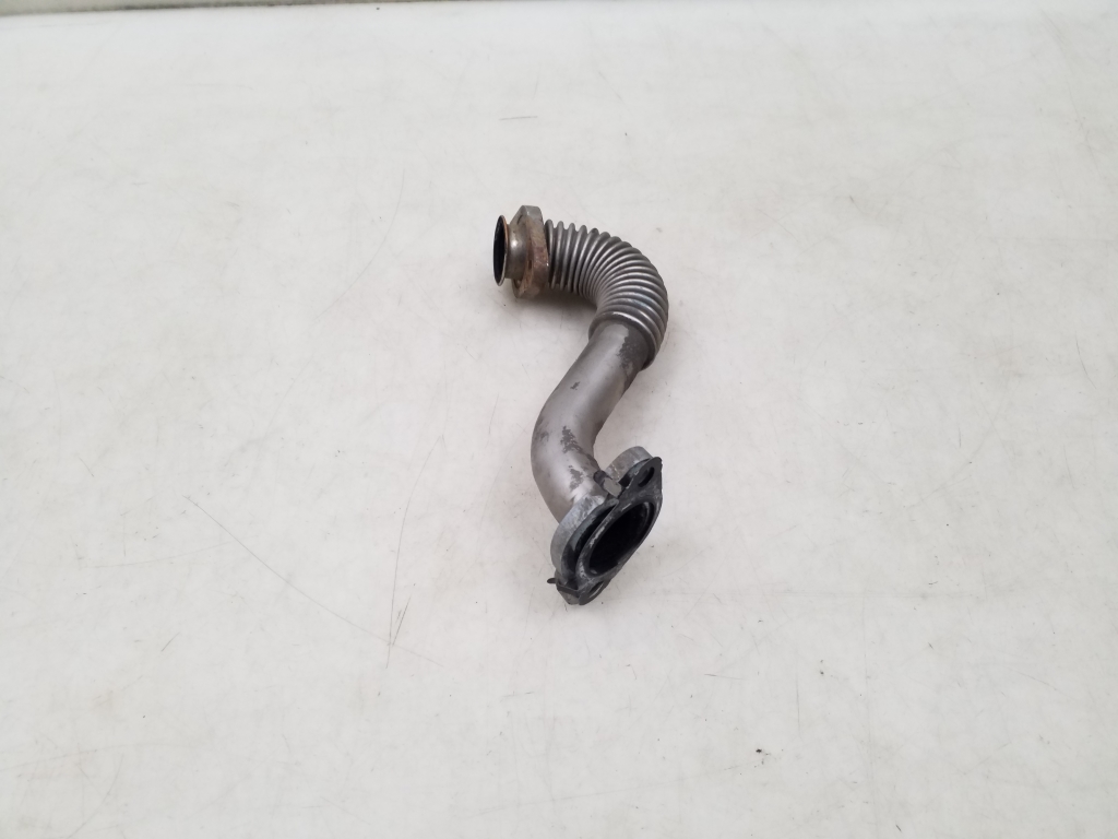 Used RENAULT Trafic EGR valve pipe
