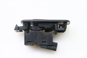 Jaguar XE (2015–2026) Rear side door window switch GX7314717AC - 3