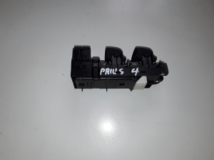 TOYOTA PRIUS Prime (2016–2022) Front door glass switch 8404047080 - 3