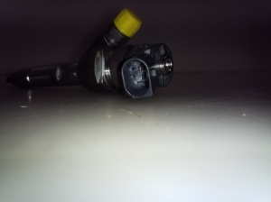  Fuel injector 