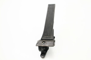 Gaspedal - 327272T900