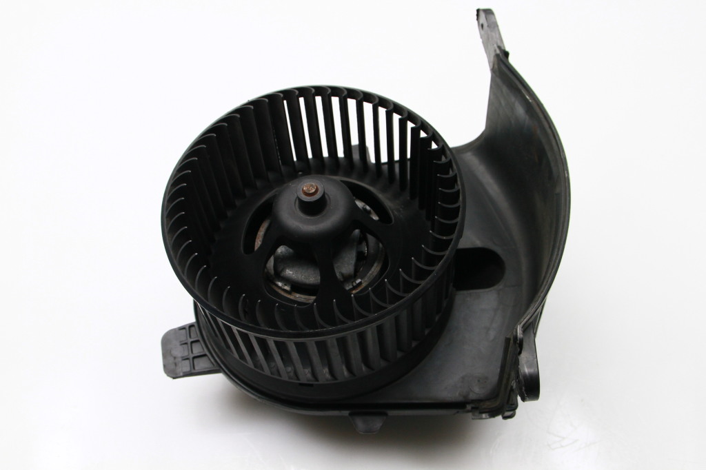 RENAULT Scenic 2 generation (2003-2010) Fűtésventilátor J84F666583V 25208823