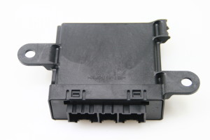Opel Astra J (2009–2017) Parking system control unit 22810361 - 2
