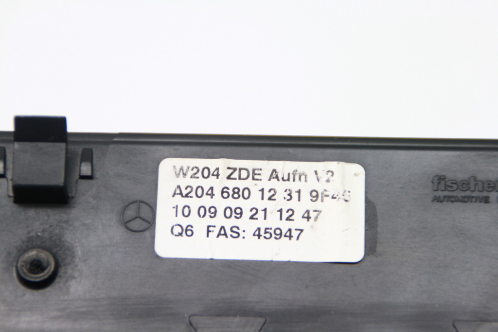 MERCEDES-BENZ C-Class W204/S204/C204 (2004-2015) Екран навигаций A2046801231 25208786