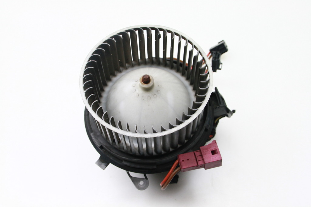 MERCEDES-BENZ C-Class W204/S204/C204 (2004-2015) Heater Blower Fan V7825001 25208785