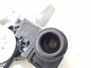 LEXUS NX (2014–2021) Rear side door window regulator and its parts - 3