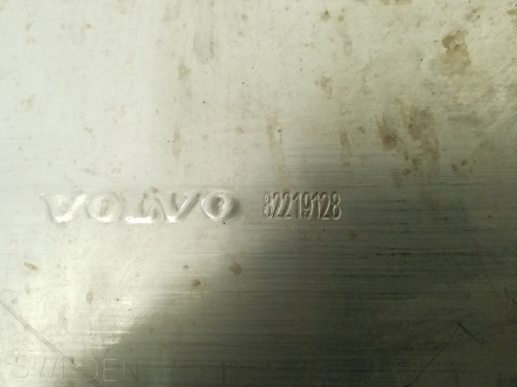 VOLVO XC90 2 generation (2014-2024) Izpūtējs 82219128 21132709