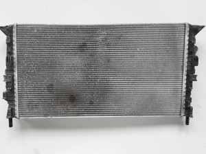  Cooling radiator 