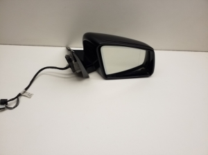  Side mirror and its details 