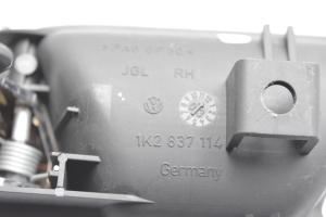 Volkswagen Golf V (2003–2009) Esiukse sisemine avamiskäepide 1K2837114 - 4