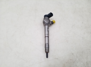  Fuel injector 