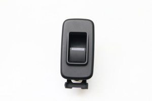 Rear side door window switch - GX7314717AC