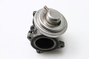 Volkswagen Polo IV (2001–2009) AGR-Drosselklappe 045129637A - 3