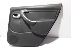 Dacia Duster (2010–2017) Rear side door panel 829A07525R - 5