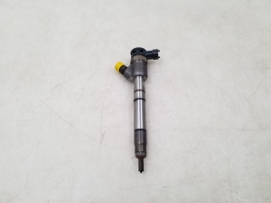  Fuel injector 