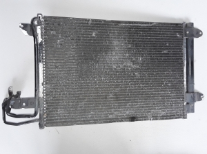 Volkswagen Passat B6 (2005–2010) Kliimaradiaator 1K0298403A - 3