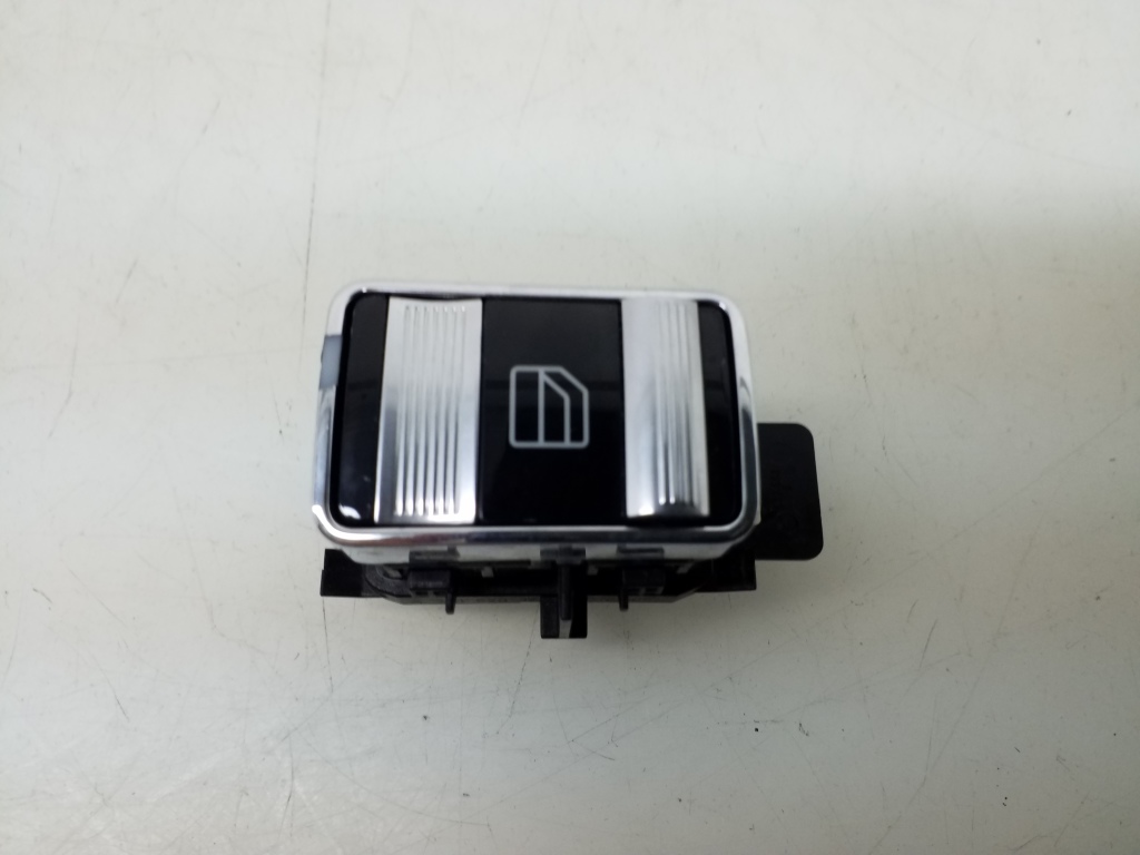 MERCEDES-BENZ S-Class W221 (2005-2013) Front Right Door Window Switch A2218201710 20979604