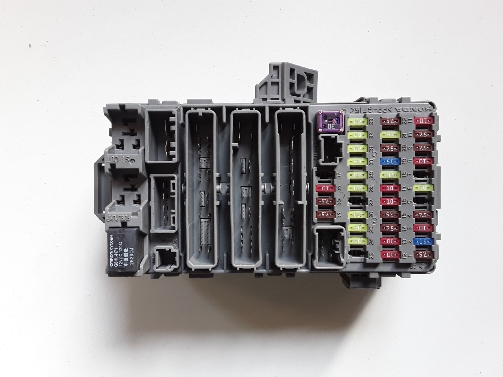 Honda CR-V (2006–2012) Kaitsmekarp salongis 52575LM Honda CR-V (2006–2012) Kaitsmekarp salongis 52575LM