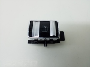   Rear side door glass switch 