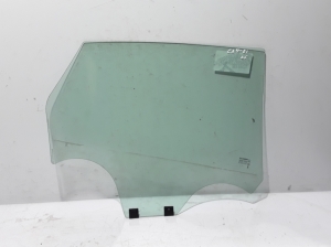  Glass rear side door 