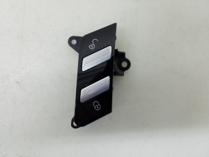   Door lock/unlock switch  - A2218201210 