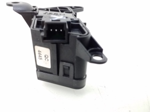 Mercedes Benz S-Class 221 (2005–2013) Door lock/unlock switch A2218201210 - 3